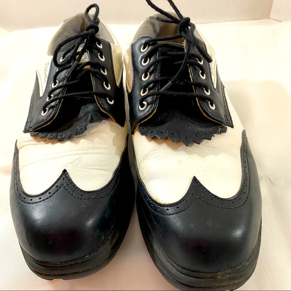 Etonic golf shoes 12 2003 on the label. 9m. Preowned